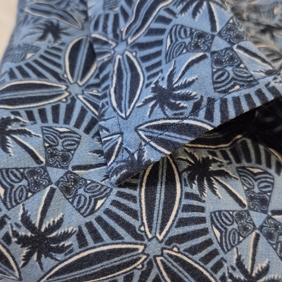 O'Neill Short Sleeve Classic Fit Button Down Mens Shirt w Geometric Pattern - Picture 11 of 11